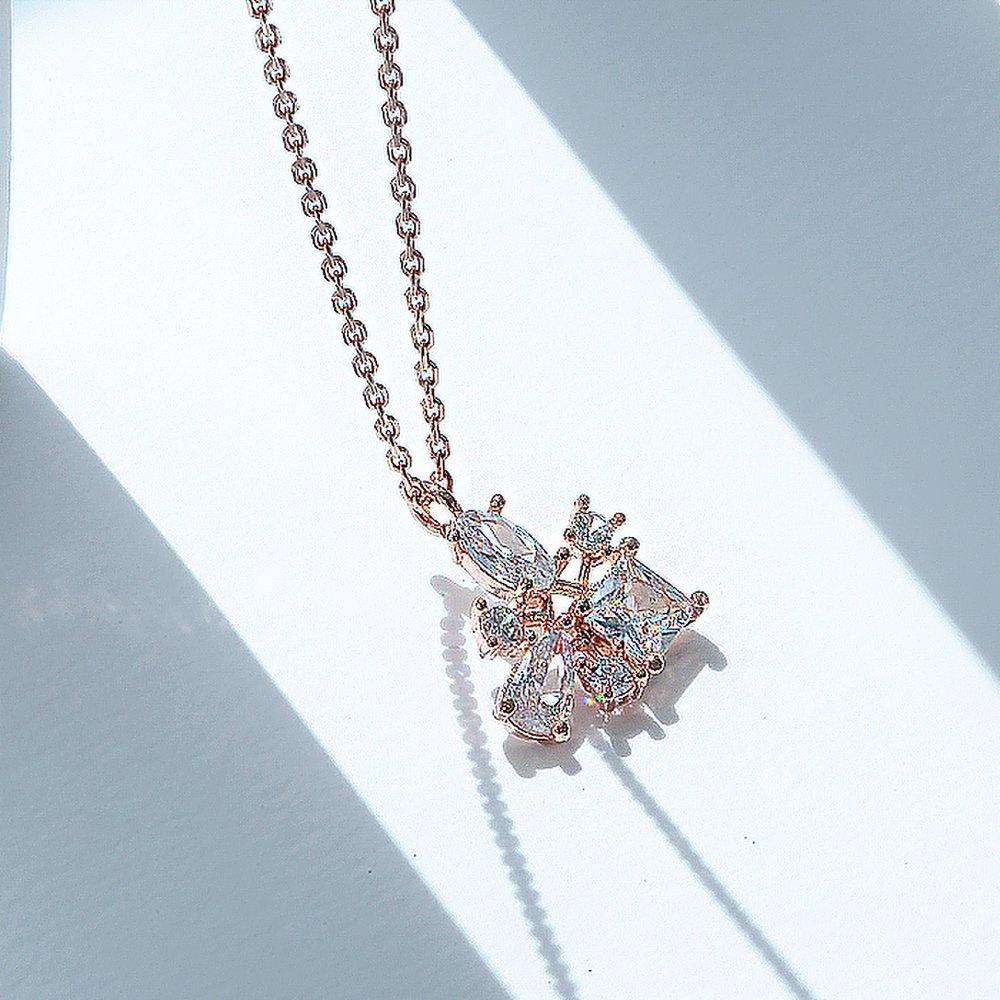 Floe Crystal Necklace Na0648