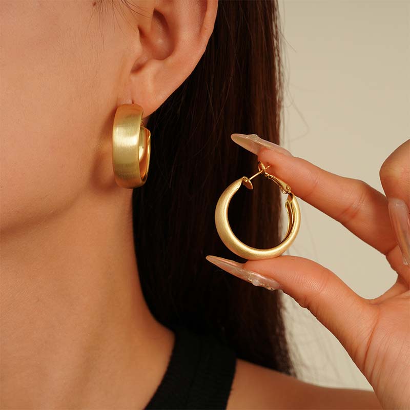 Fashion Gold Color Matte Brushed Hoop Earring for Women Girls Vintage Metal C-shape Circle Round Earrings Zircon 2024 Trendy
