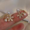 Orecchini a perno coreani di lusso leggero con fiore di diamanti e perle finte, per donna, moda, CZ, oro, cristallo, gioielli eleganti, regali per feste