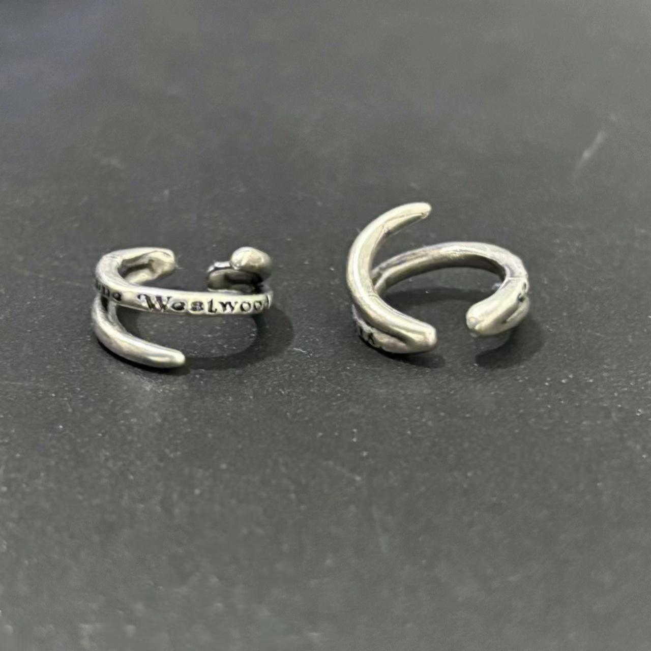 

Empress Cixi Ear Cuff: Unisex Saturn Clip, No Piercing Needed