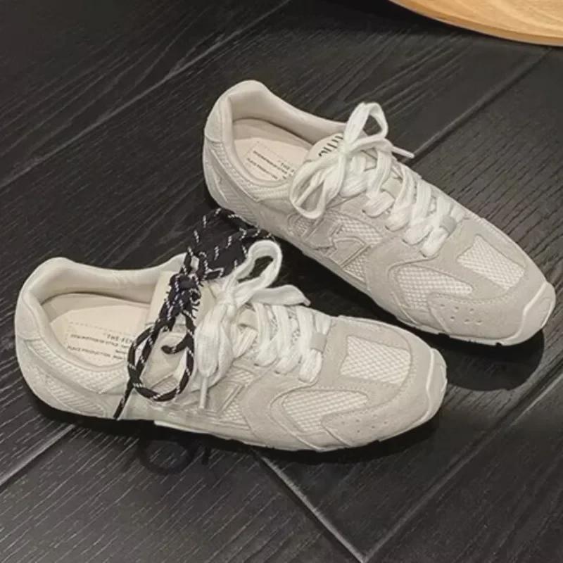 

Женские сетчатые дышащие кроссовки на плоской подошве из натуральной кожи в стиле ретро — коллекция Ранняя весна 2025 г. 40 грязно-белый