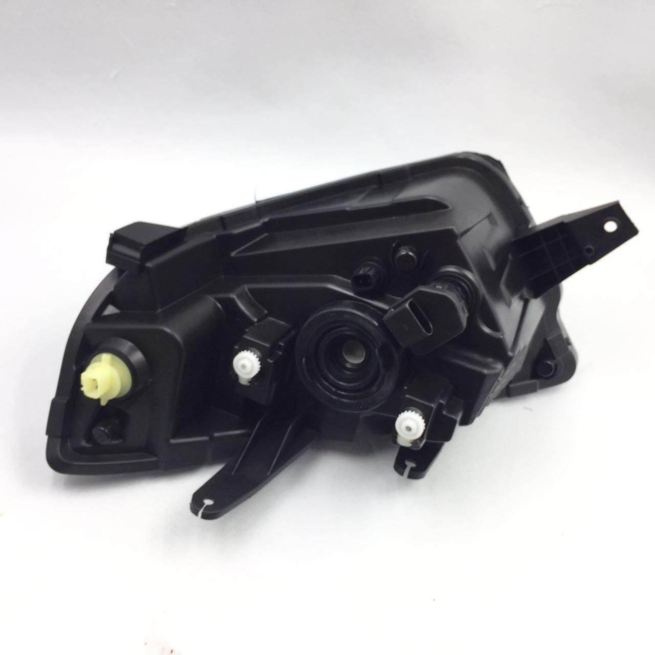 

Сборка фары FAW Xiali N7 Philips Bulb Set