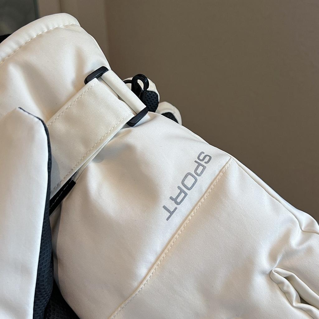 Gloves for Men and Women with Touch Screen, Winter Outdoor Mountaineering and Cycling, Warm and Velvet Thickened, Windproof, Coldproof and Waterproof