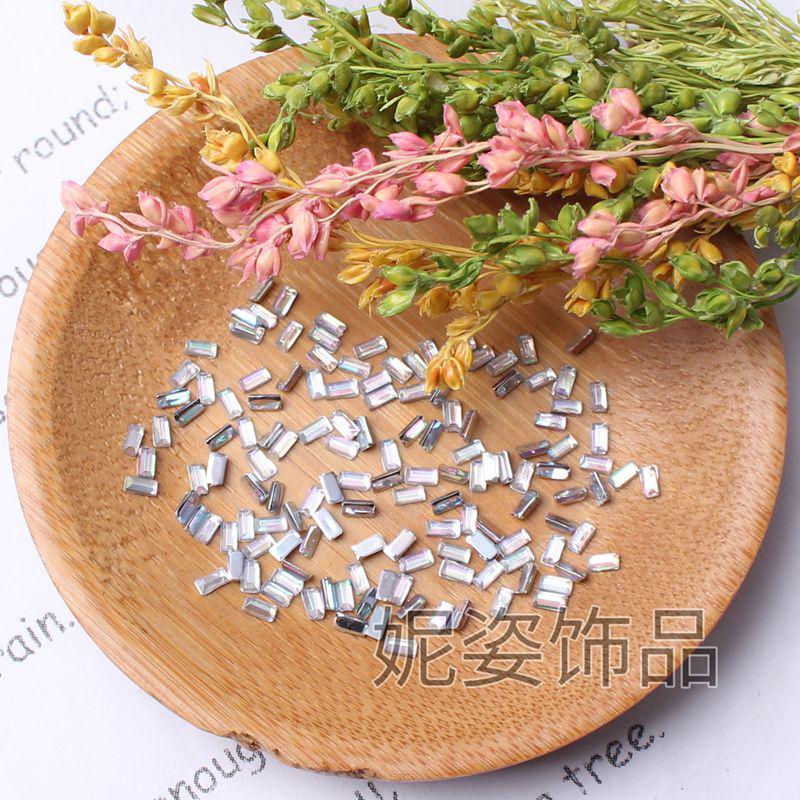 

Акриловые стразы для дизайна ногтей прямоугольной формы цвета AB (2x4 мм) – Аксессуары для красоты 200 pcs/small pack