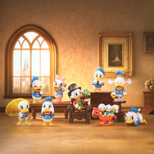 52TOYS BLINDBOX DONALD DUCK CLUB Series Blind Box Trading Figure, Pre-painted Collectible Figure, Gachapon, Desktop Decoration, Doll, Toy, Perfect Gif