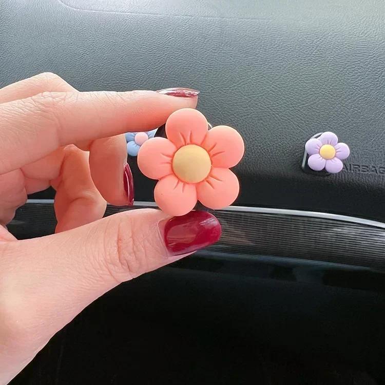 1PCS Car Air Vent Decorations Personalize Cute Cartoon Flower Your Car Interior Add a Touch of Goddess Flora Decor Accessories