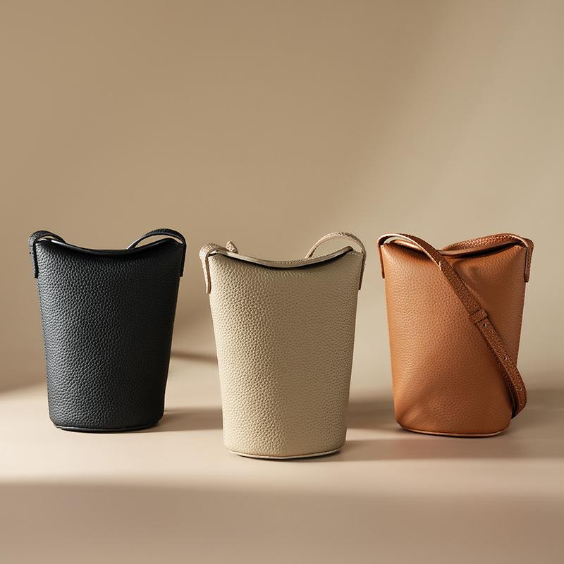 

Сумка для мобільного телефону з натуральної шкіри Жіноча маленька сумка кросбоді Нішевий дизайн Маленька сумка-відро сірий