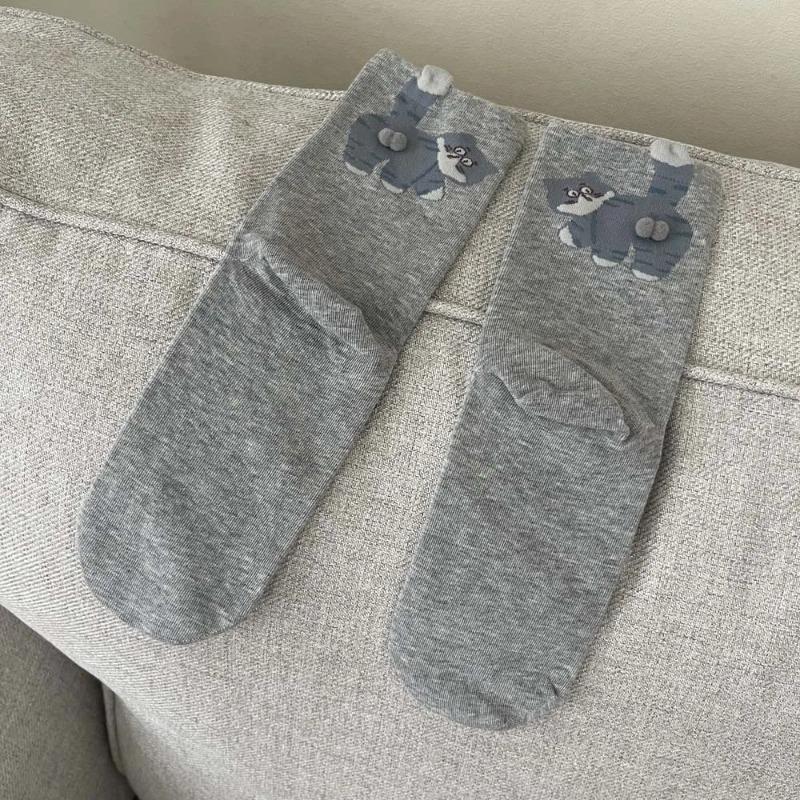 Cartoon Cute Cat Balls Cotton Socks Kawaii Lolita Knitting Socks Women Girls Middle Tube Sleep Sock Cat Print Floor Sock