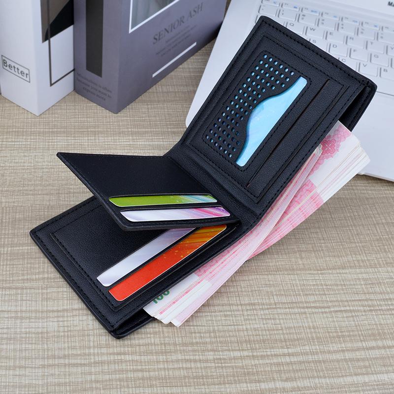 Men's Vintage Short Zipper Leather Wallet: High-End Spliced Embossed Multi-Functional Card Holder.