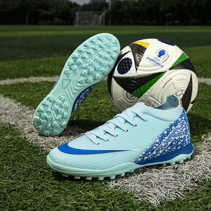 Men professional soccer shoes sport ultra-light non-slip unisex football boots cleats FG/TF Boy grass training shoes