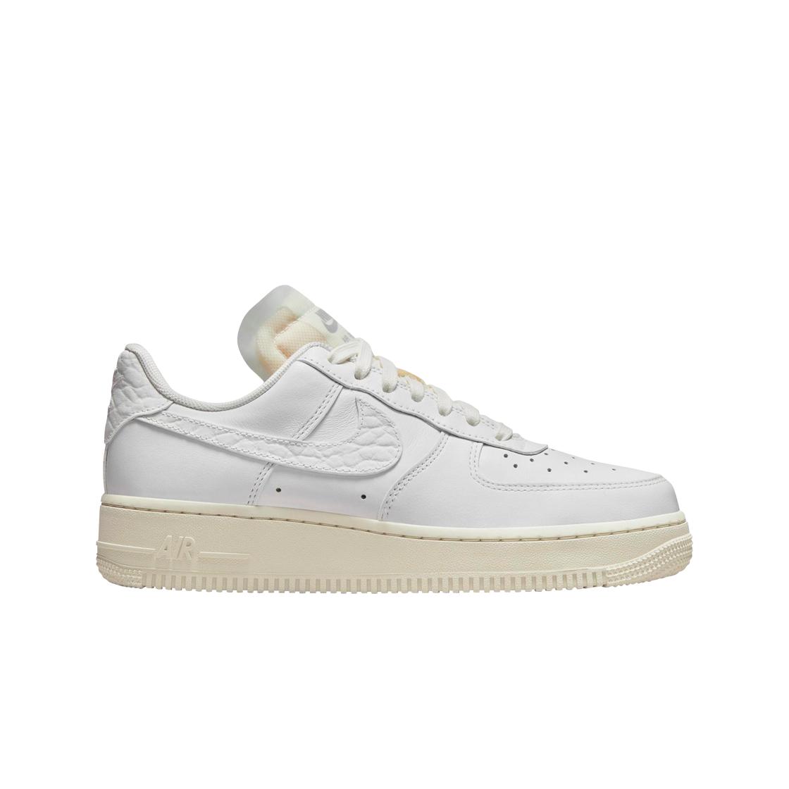 

Женские кроссовки W Nike Air Force 1 Low Premium Bling DN5463-100