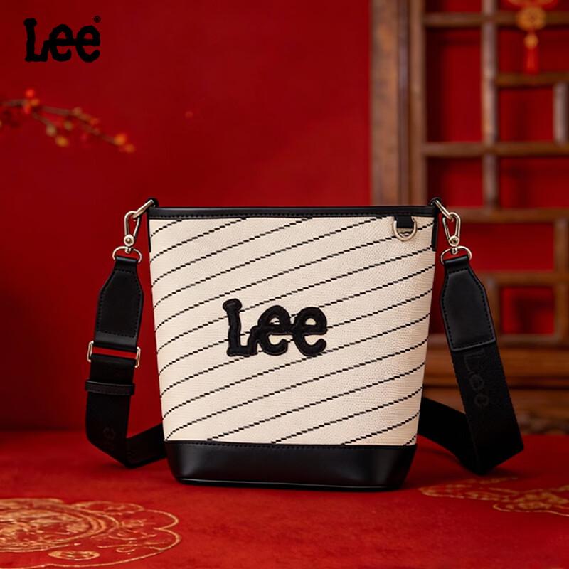 

Lee Women s Large Capacity Bucket Tote Bag