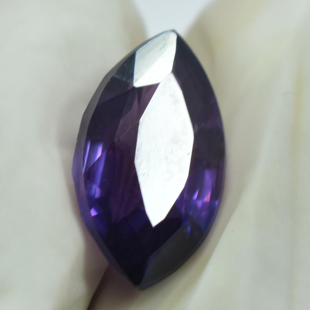 Natural Purple Tanzanite Loose Gemstone 8.54 Ct Marquise Cut for Jewelry Making and Gem Collections