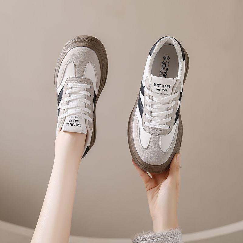 thick-soled German training shoes for women's 2025 spring and autumn new models, the explosion has increased, and the soft-soled versatile white shoe