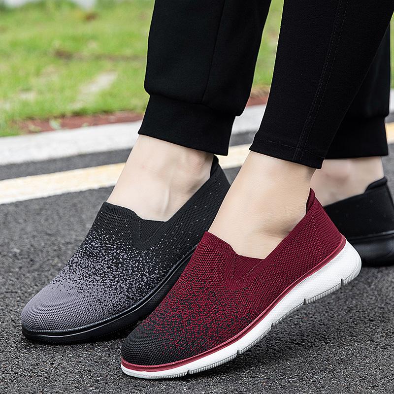 Fashion New Women's Lightweight Mesh Walking Breathable Flat Bottom Versatile Men's Loafers Soft Soled Outdoor Women's Single Shoes