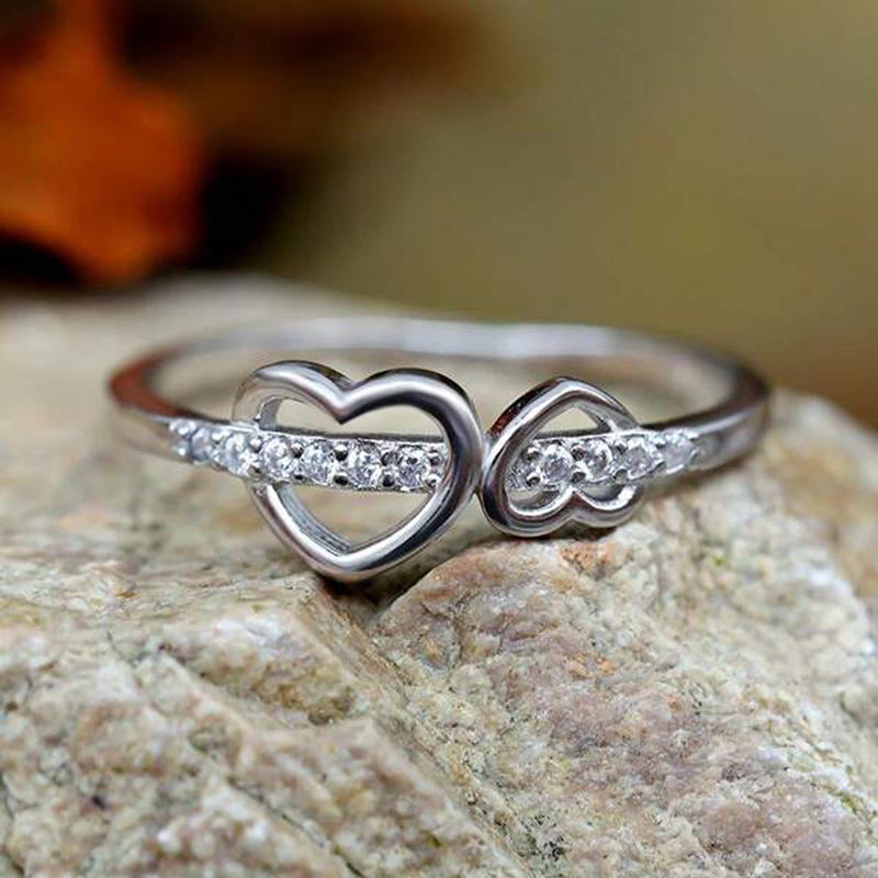 Love Zircon Ring Woman, Exquisite And Sweet Double Peach Heart Ring, Inlaid With Zircon Jewelry.
