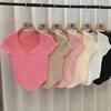 V-Ausschnitt Kurzarm Strickshirt Damen Sommer Modelle Positive Schulter Design Sinn Nische Slim Kurz Unregelmäßige Passende Oberteile Lässige Pullover T-Shirts