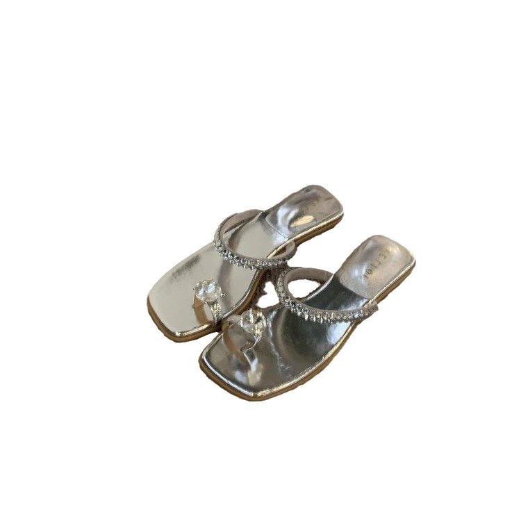 2025 Thick Heel French Evening Wind Cover Toe Rhinestone Slippers Female Summer Wear Fairy Wind Sandals Beach One-word Shoes