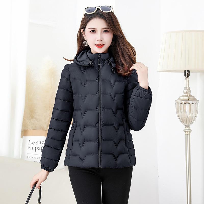 Light and thin cotton-padded clothes women's short winter new slim and thin hooded light and versatile dirt-resistant women's cotton-padded clothes