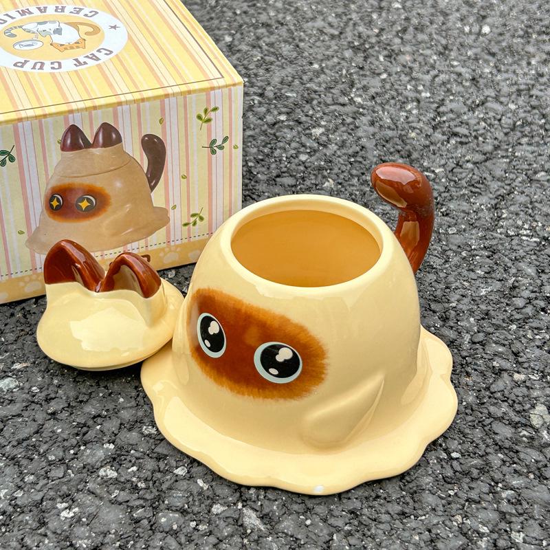 

Creative Cartoon Cute Mug with Lid and Spoon - Large Capacity Ceramic Coffee Cup for Women & Couples 300ML