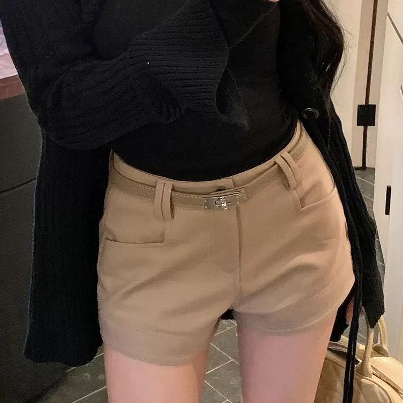 

Трендовые эластичные шорты А-силуэта с высокой посадкой для женщин 2025: Стройнящий и повседневный весенне-летний стиль S (recommended 80-95 jin)