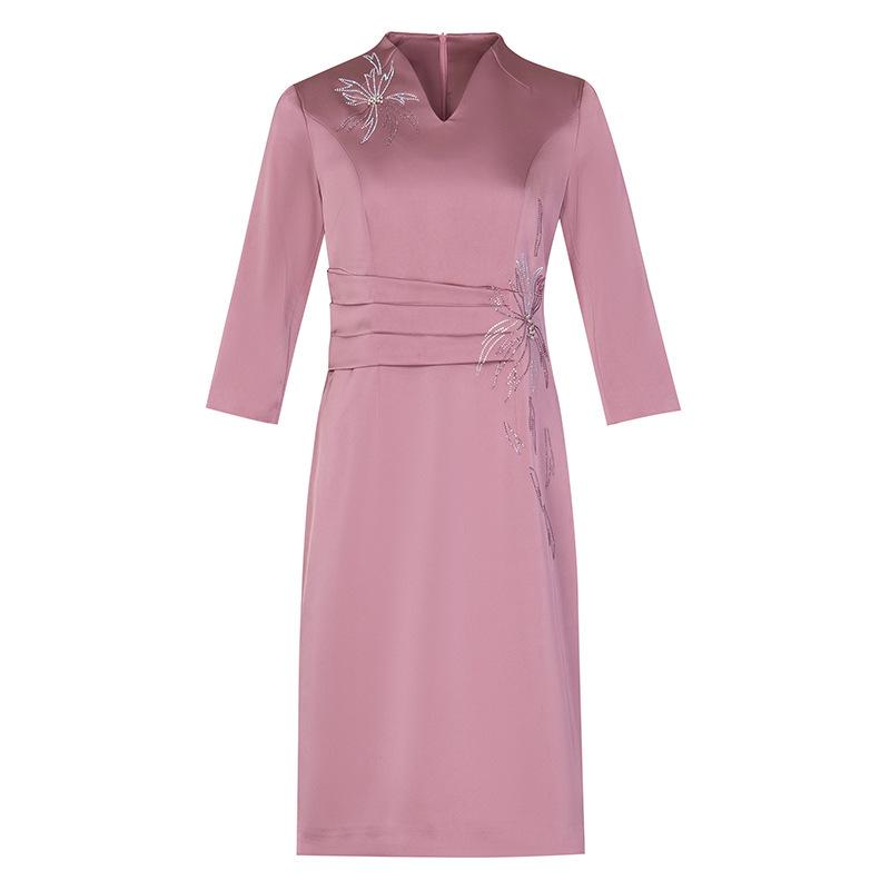 Cheongsam Mi-long Tendance 2025 à Col en V Orné de Strass Grande Taille pour Belle-mère