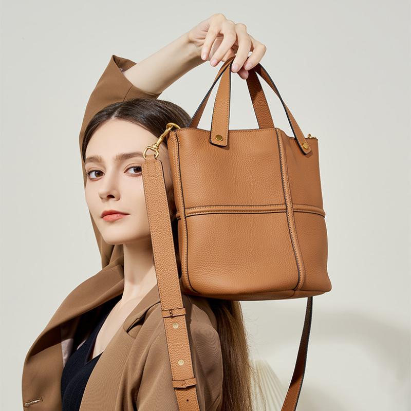 Niche Texture Versatile First-layer Cowhide Commuting Large-capacity Bucket Bag Elegant Single Shoulder Oblique Span Bag