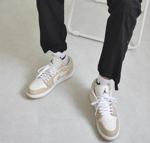 Jordan 1 Low SE Sail Rattan - FB7168-121