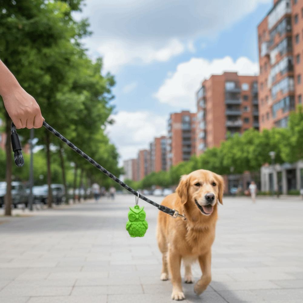 Portable Pet Garbage Bag Dispenser Soft Silicone Waterproof Pet Poop Bag Holder Hanging with Hook Dog Poop Bag Storage
