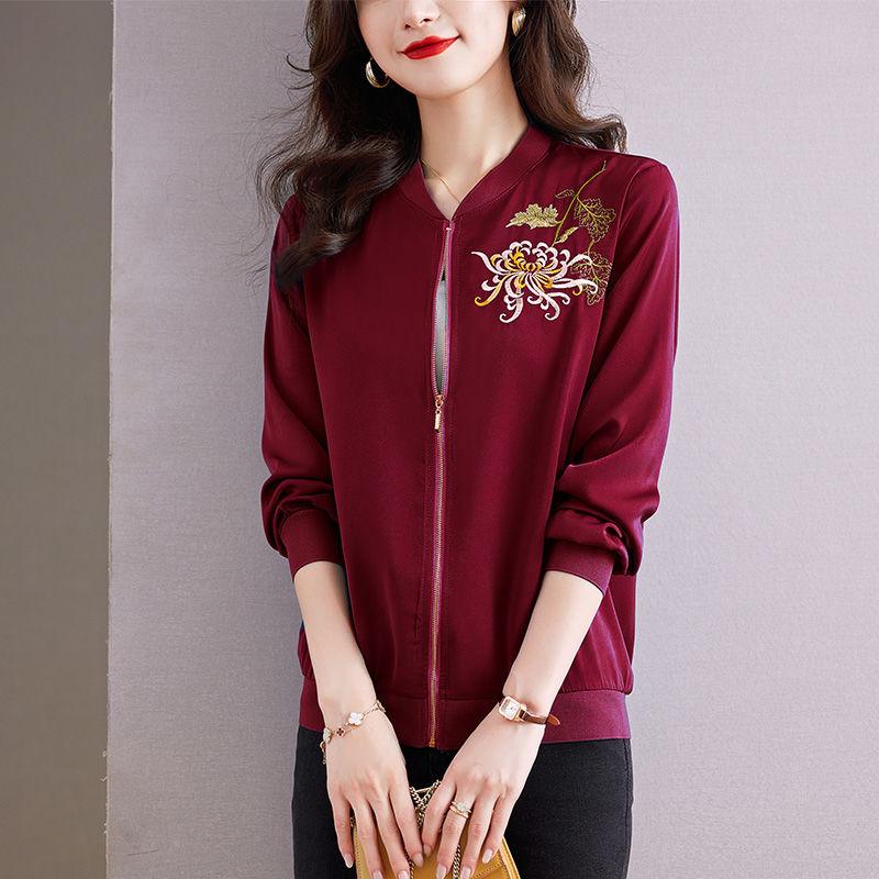 High-grade Embroidery Simulation Silk Short Jacket, Fashion Loose Mom Jacket, Spring and Fall New Embroidery Jacket