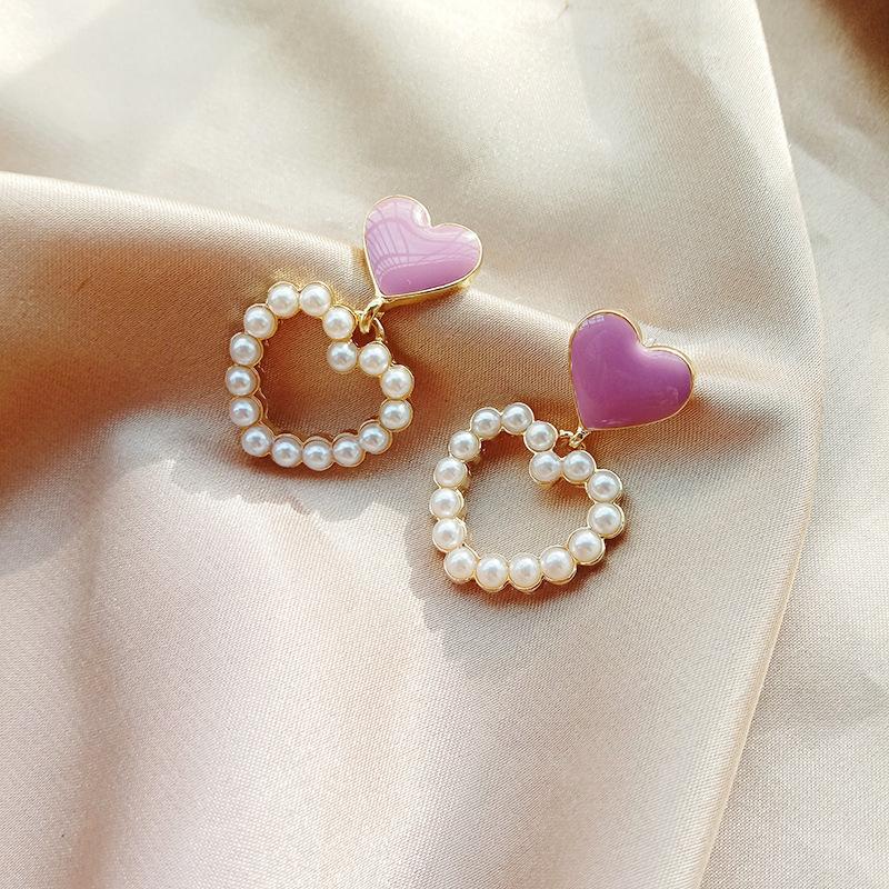 Temperament simple pearl love stud earrings women's light luxury niche design sense high sense Korean versatile earrings ear jewelry