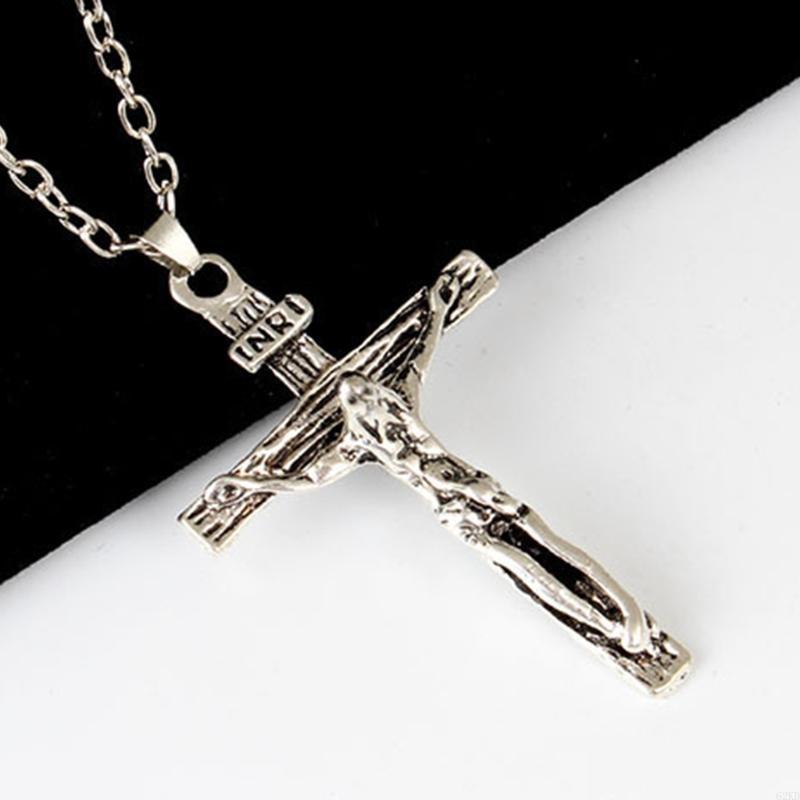 62KD Intricate Crosses Pendant Necklace Metal Chain Neckwear for Fashion Enthusiasts