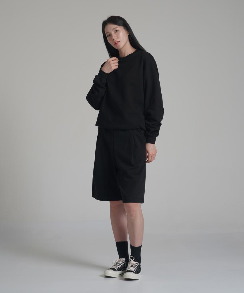 Noming Loose Fit Cropped Easy Sweatshirt - Black