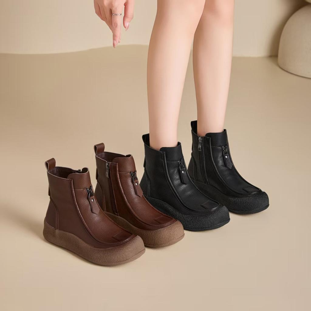 Autumn and winter new leather short boots women's flat-bottomed casual British style Martin boots soft-soled versatile fashion round boots women