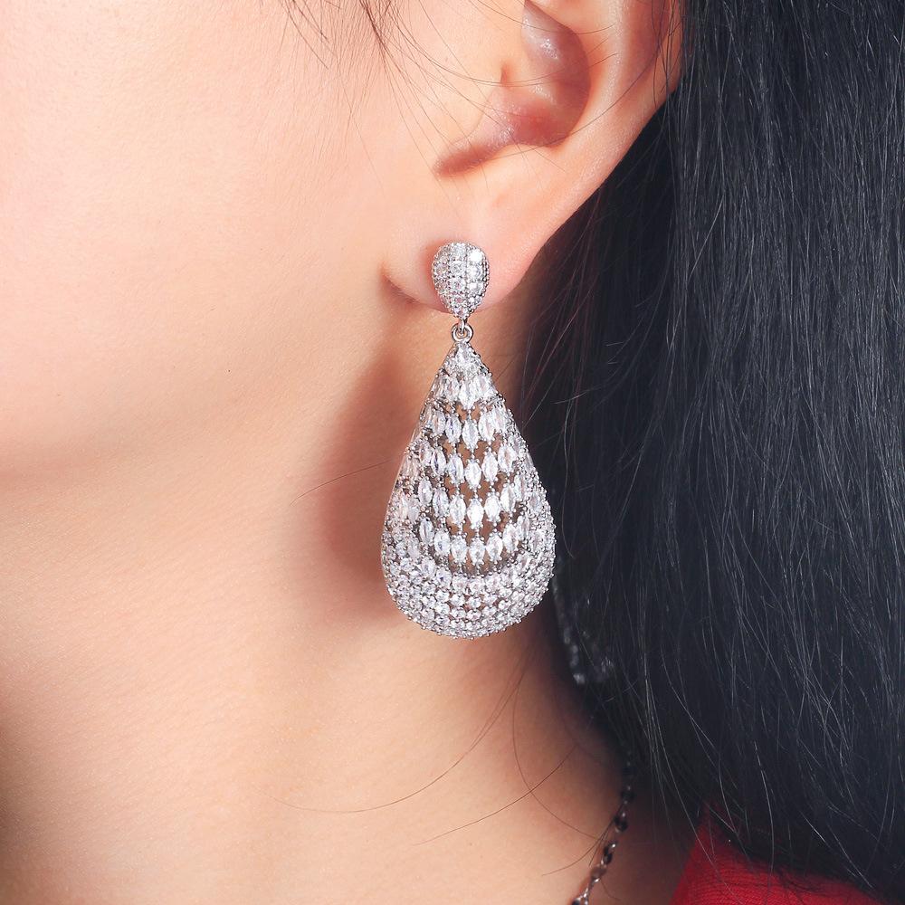 Full Of Diamonds Catwalk Tassel Cold Wind Exaggerated Earrings Inlaid Zircon Earrings Banquet Dress Accessories