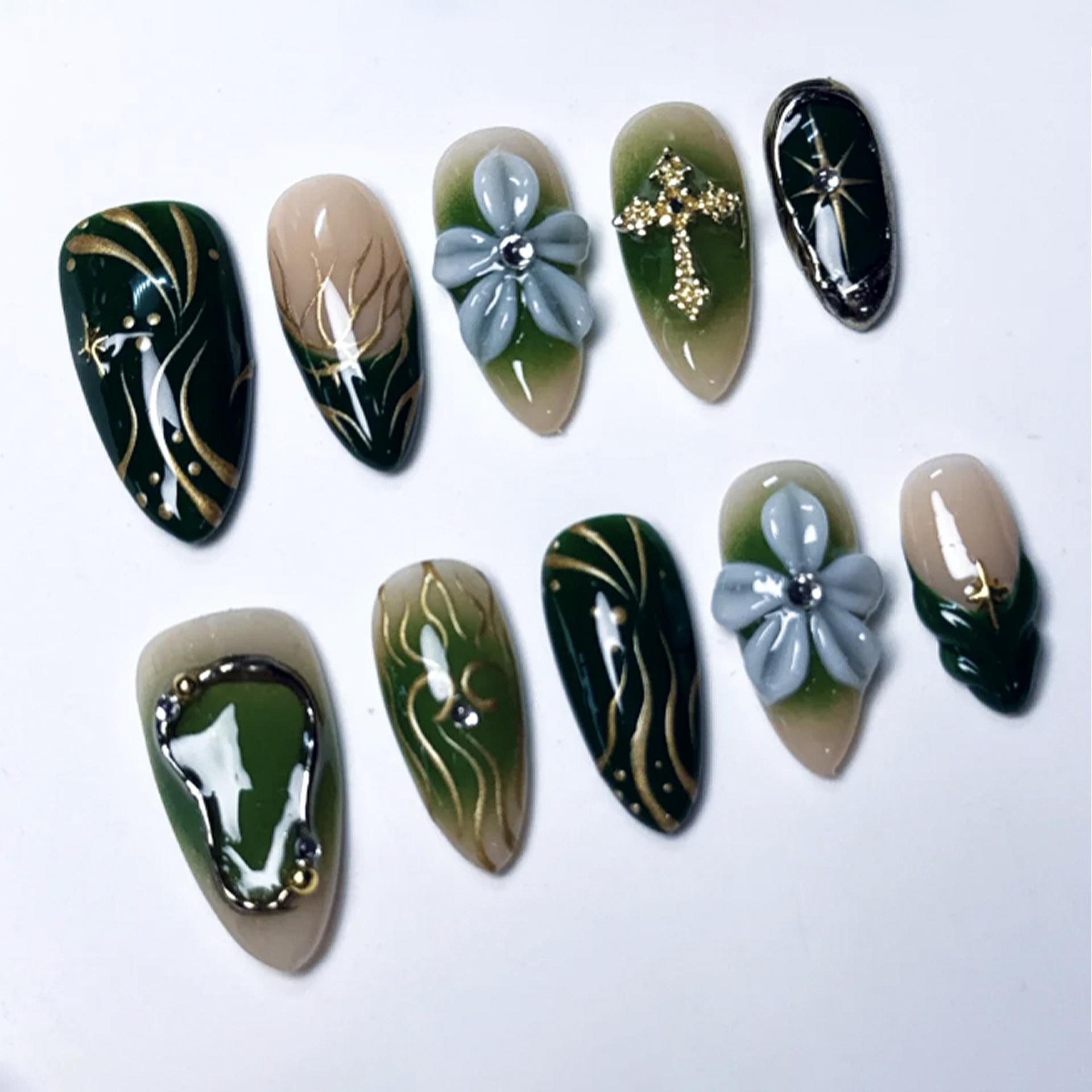30 pieces of explosive emerald three-dimensional flower almond wearing armor, advanced gilt starry sky handmade jewelry nail art
