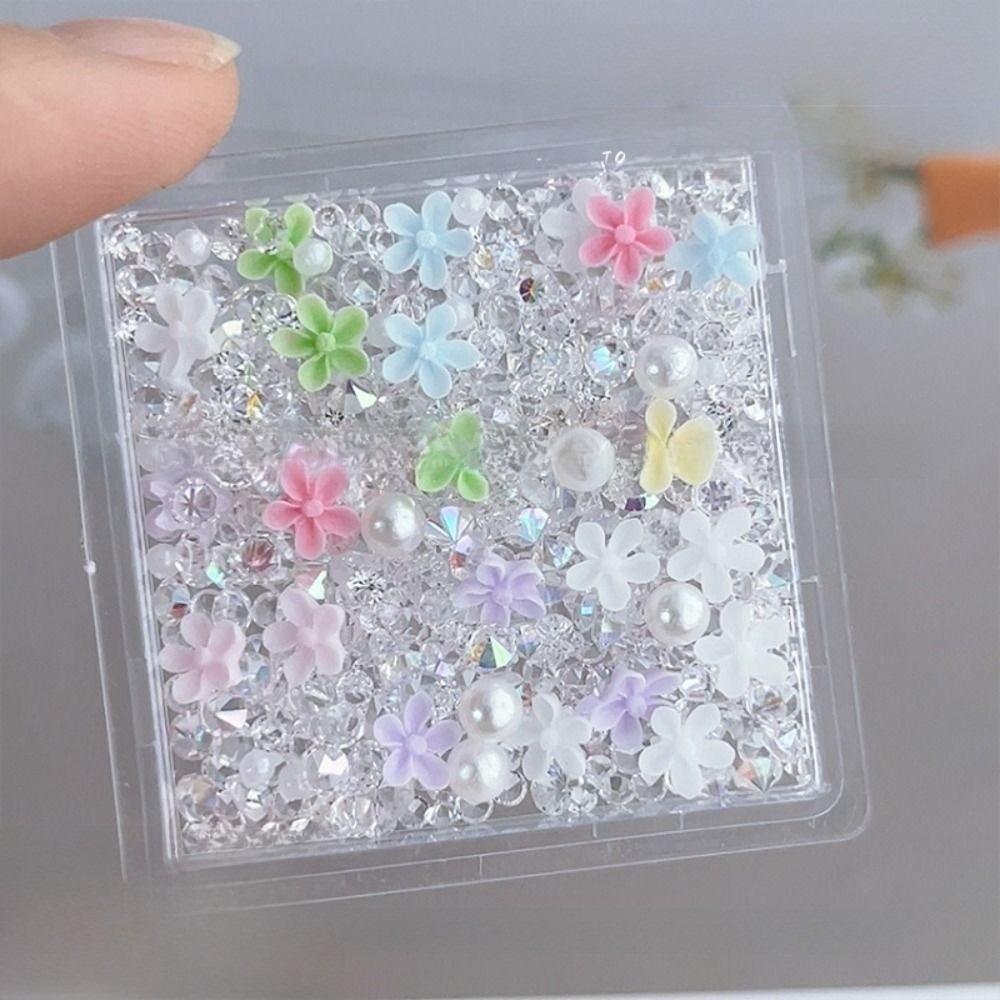 Floral Pearl Floral Nail Decorations White Crystal Nail Accessories Nail Art Charms for Nail DIY