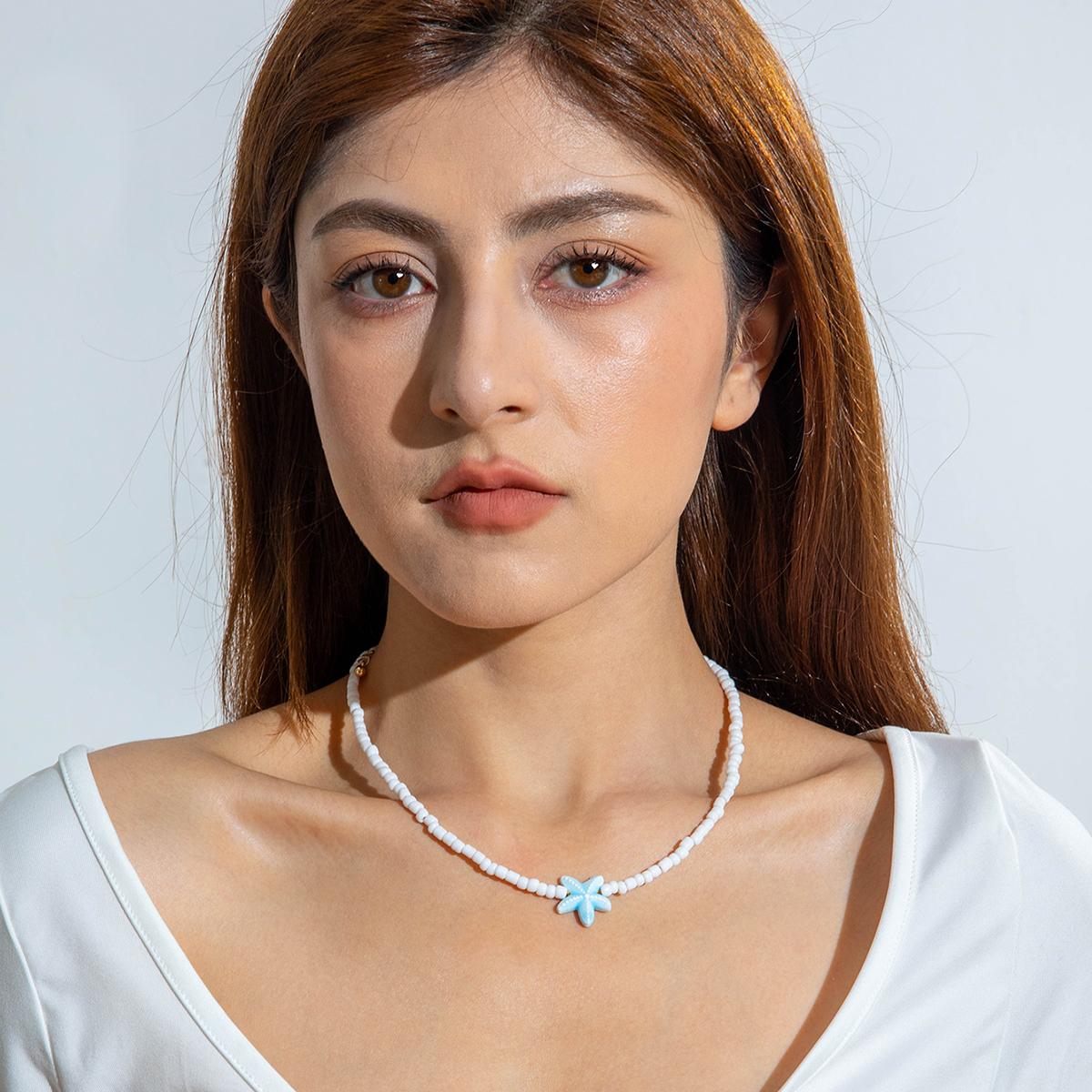 

Летнее новое синее ожерелье из керамических морских звезд и рисовых бусин в пляжном стиле, женское украшение, летнее свежее ожерелье в дофаминовом стиле