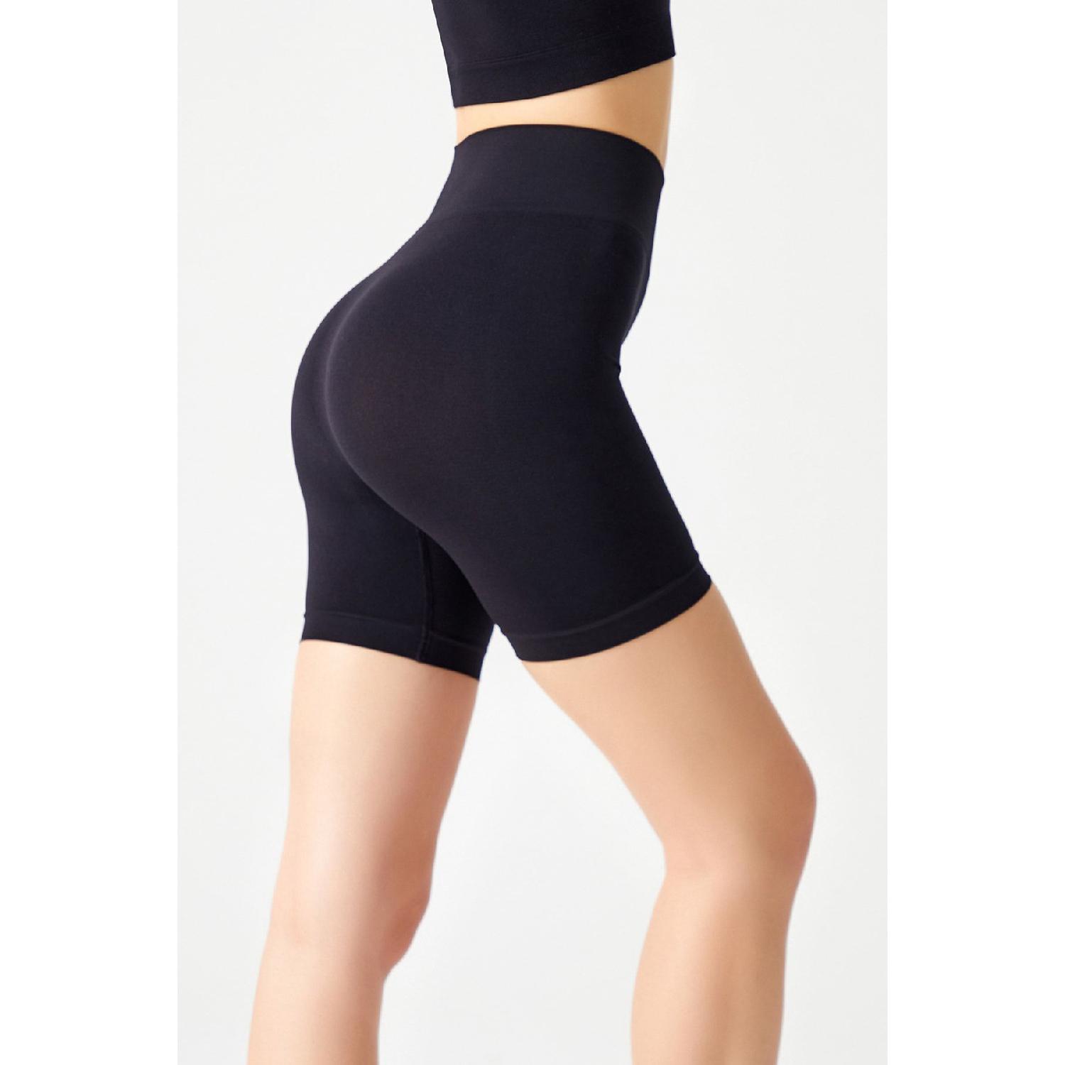 

Черные бесшовные короткие спортивные колготки с высокой талией XS чёрный