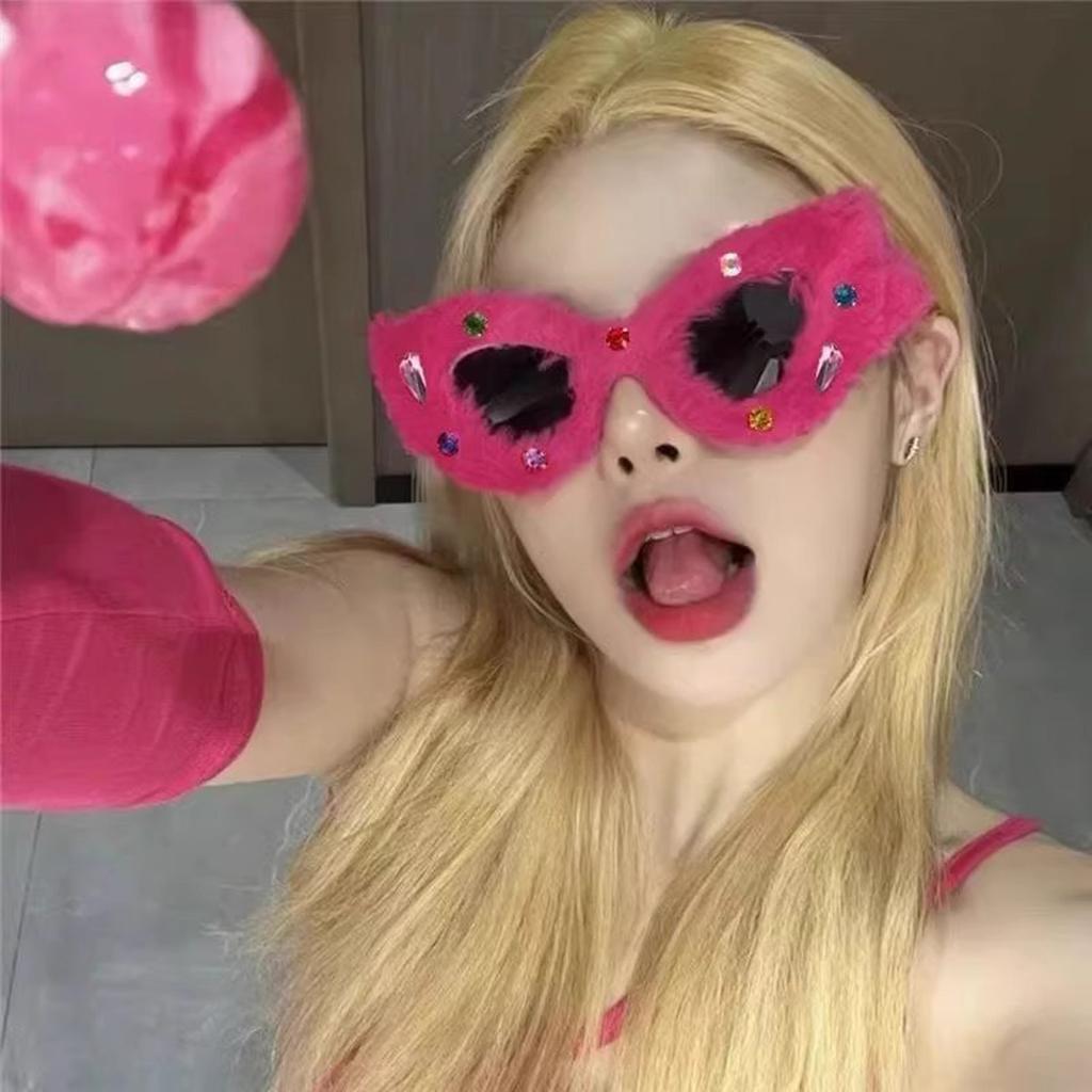 Weihnachts-Barbie Sonnenbrille und Haarbänder für Damen Neue pinke Hot-Girl-Outfits Trendige Plüsch-Nashornbrillen Weihnachten