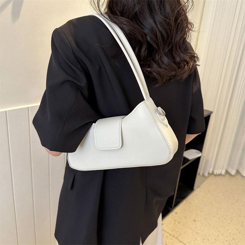 Trendy Womens Handbag Stylish Pu Tote Bag For Casual Commuting Fall Fashion