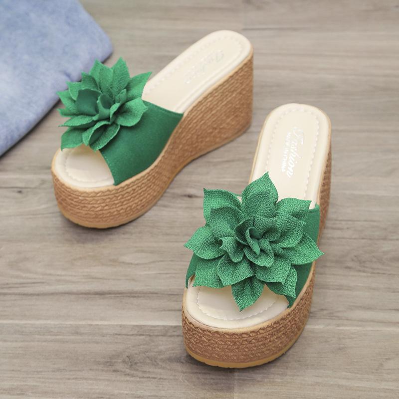 Außenhandel Muffinboden Sommer Hausschuhe Damen neue Blume dicker Boden Keilabsatz große Größe Damen Hausschuhe 2025