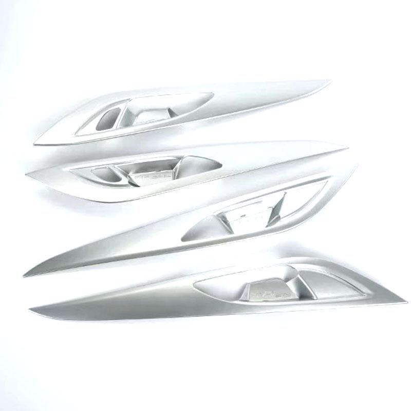 Suitable for 2017 Buick Regal interior parts like armrests, door handles, gear shift panels, and steering wheel trim.