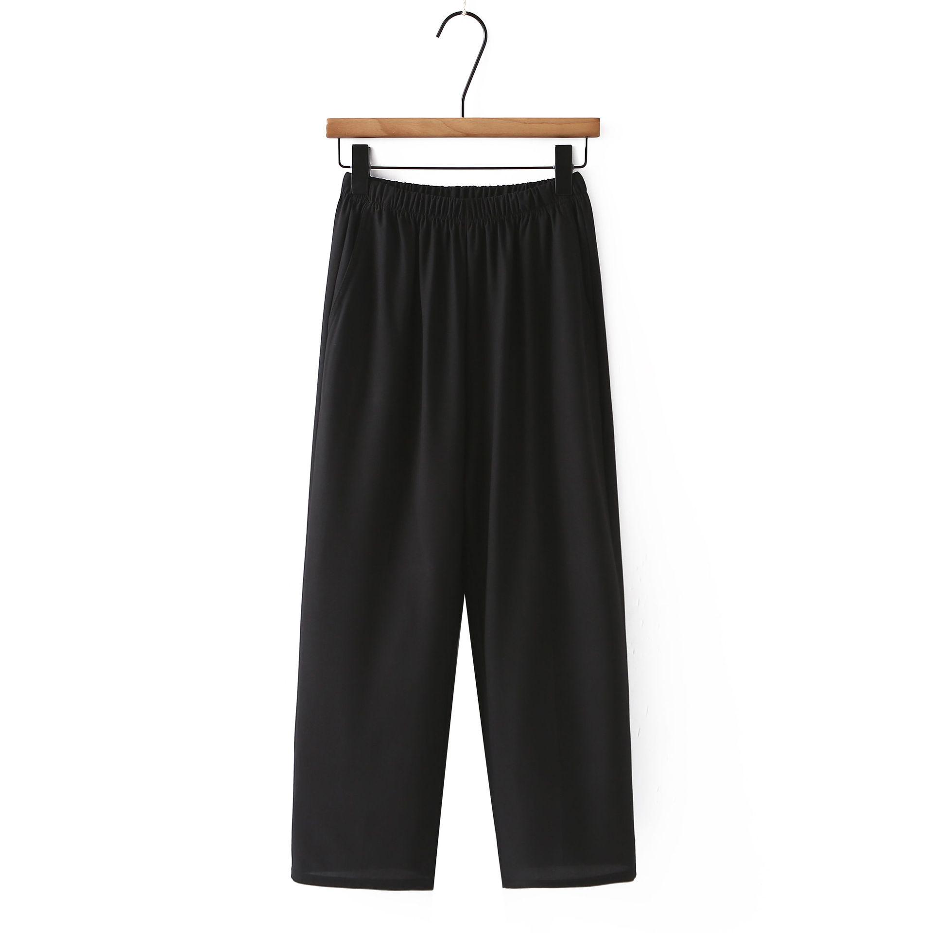 

Elegant Chinese-Style Summer Set for Middle-Aged Women: Short-Sleeved T-shirt & Two-Piece Outfit XL (70-85 jin)