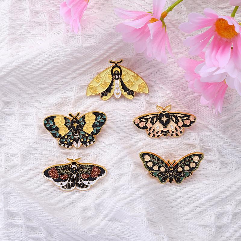 Exquisite Butterfly Brooch With Elegant Rose Flower And Insect Design For Fashionable Accessories