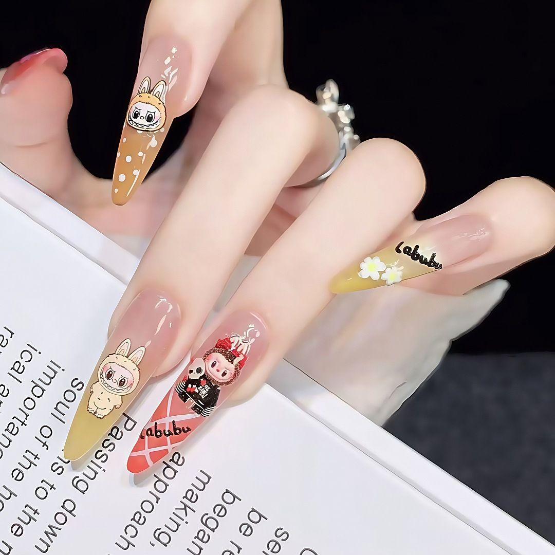 

Милые и мягкие, носят длинный градиентный мультяшный цветочный наклейку для ногтей с накладными ногтями M