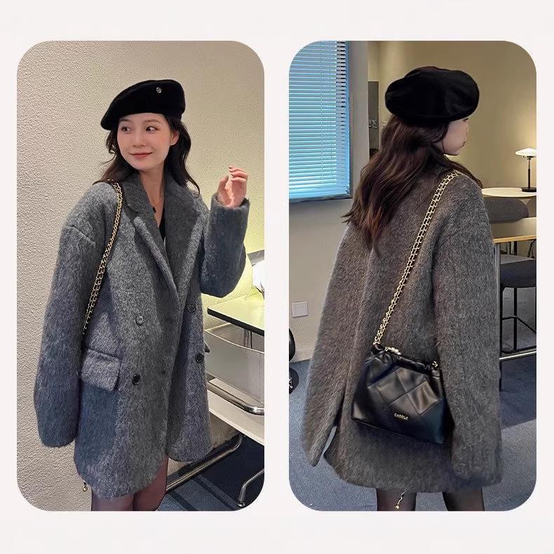 New 2026 Women's Grey Woolen Coat - Trendy, Thickened Short Jacket for Autumn/Winter