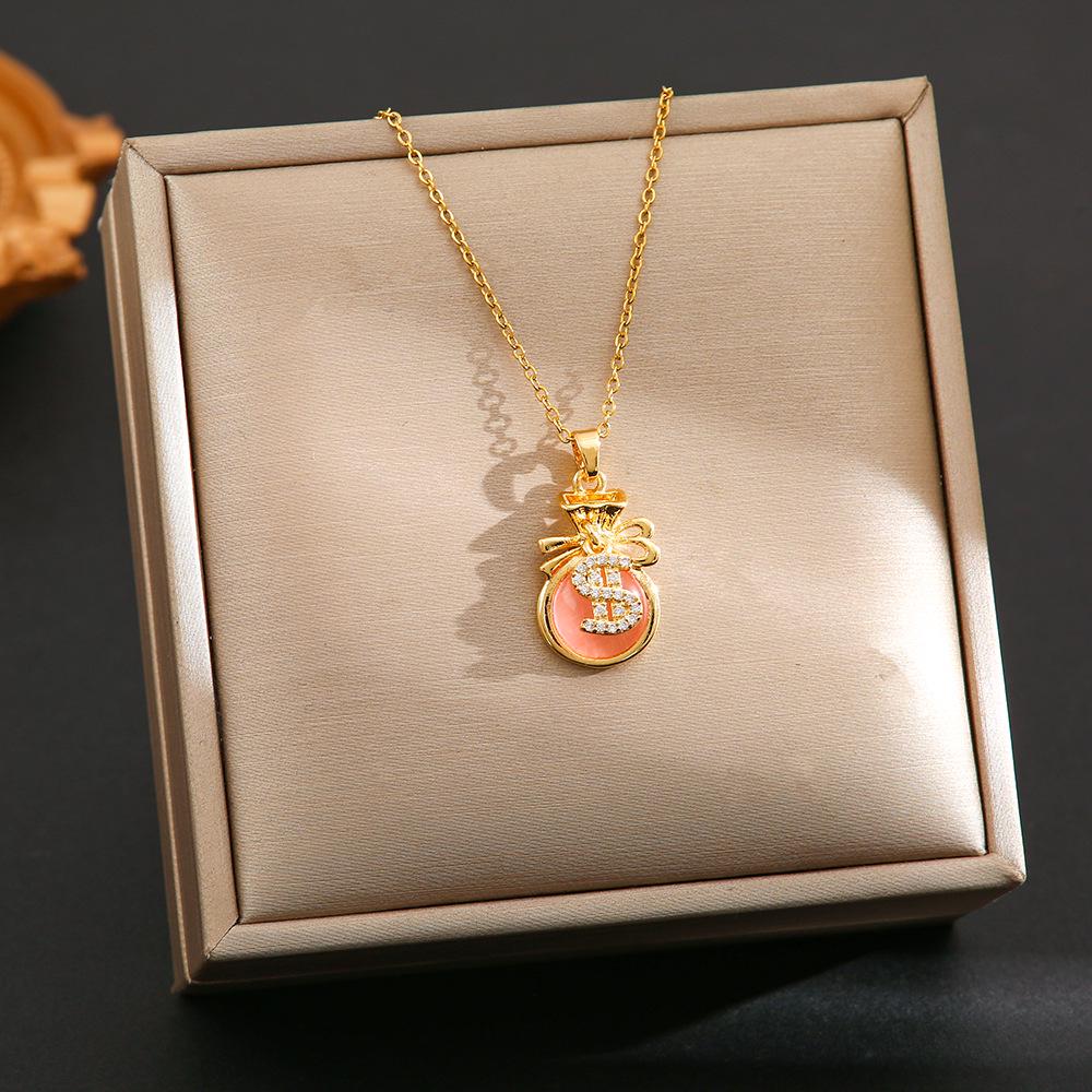 Elegante Pingente de Cabacinha com Fecho de Paz de Jade - Corrente para Clavícula em Aço Titânio no Estilo Chinês Retro