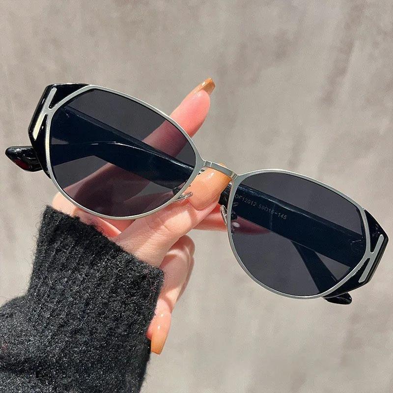 Luxury Retro Personalized Sunglasses for Women Men Metal Frame Leopard Color Sun Glasses UV Protection Goggle Shades