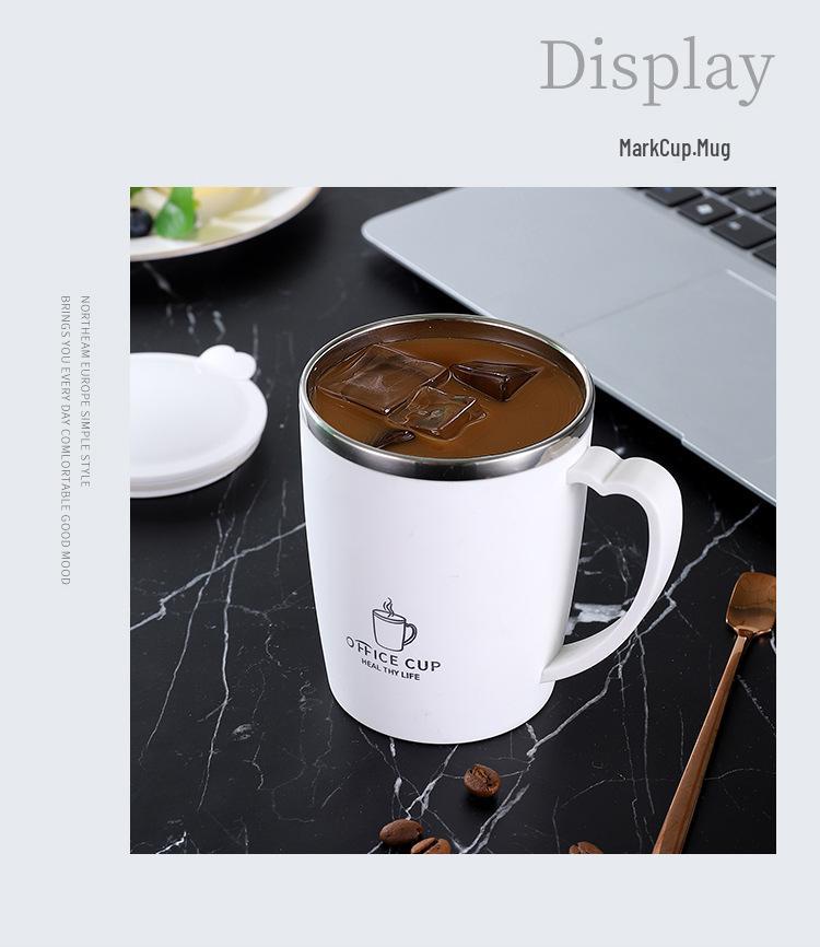 Isolierter Kaffeebecher aus 304 Edelstahl mit Deckel - Doppelschichtig, tragbar, farbiger Becher für Büro- oder Außengebrauch.